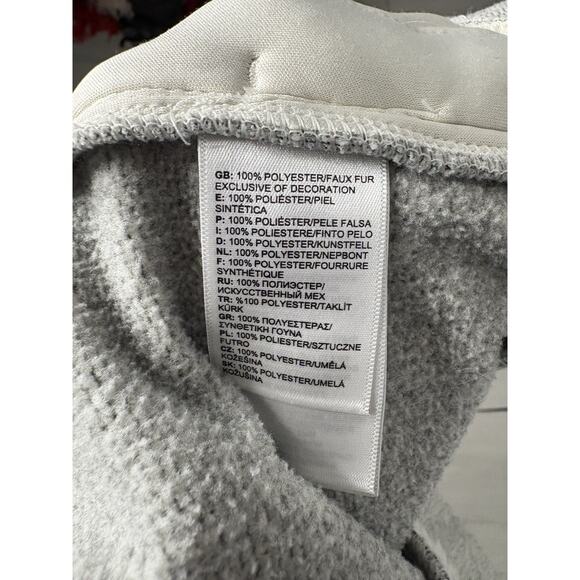 The North Face Gray Fleece Zip Vest Size M Outdoor Hiking Women's - Picture 10 of 10